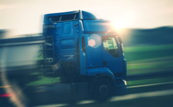 Transport ciężarowy — kiedy się sprawdza