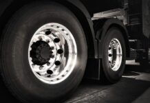 Porównanie opon ciężarowych Continental i Michelin: które wybrać? Porównanie opon ciężarowych Continental i Michelin: które wybrać?