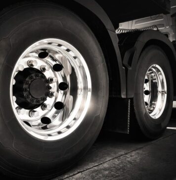 Porównanie opon ciężarowych Continental i Michelin: które wybrać?